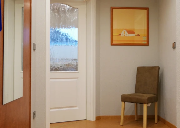 Blick in ein Flur einer Ferienwohnung im Haus Dallacker, Duhnen